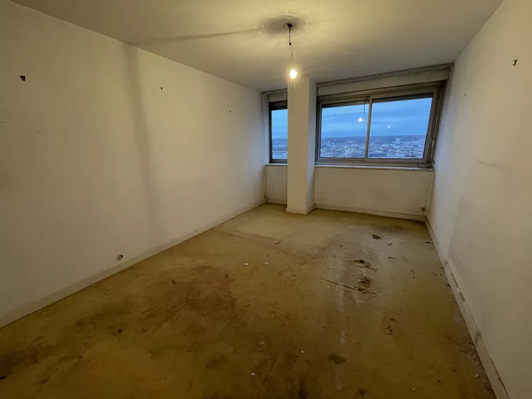 pièce de vie avant rénovation