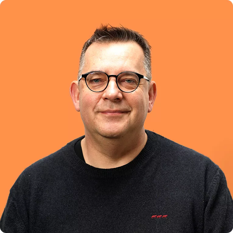 Fabrice, courtier en crédit immobilier et spécialiste du financement